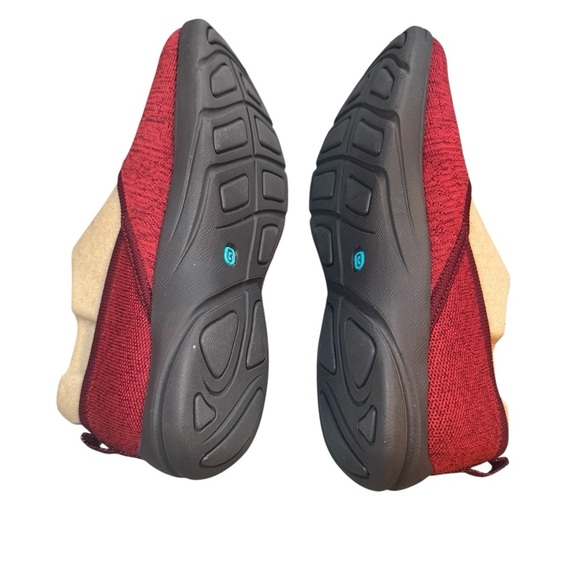 Bzees Women's Red Knit Slip-On Shoes Machine Washable Size 9 - Picture 12 of 13